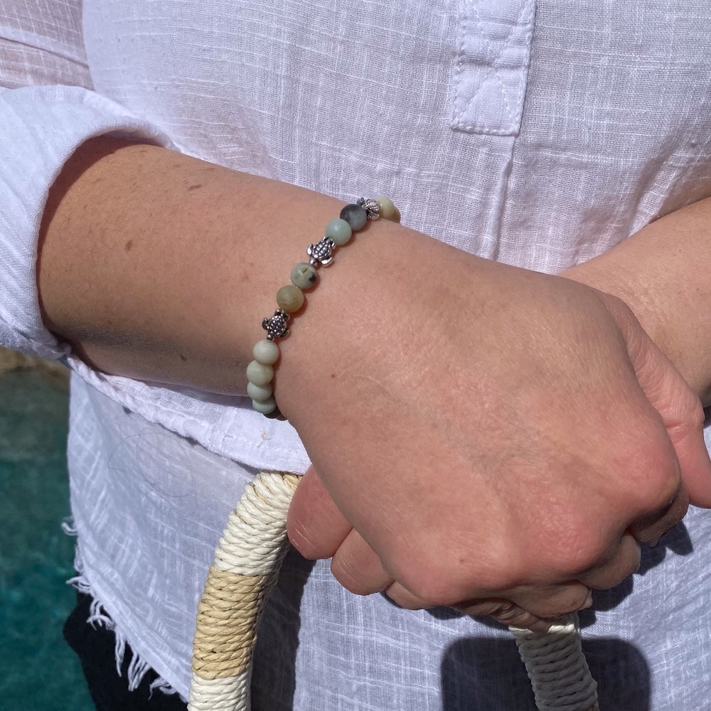 Hand Crafted Amazonite Stone Bead Turtle Bracelet